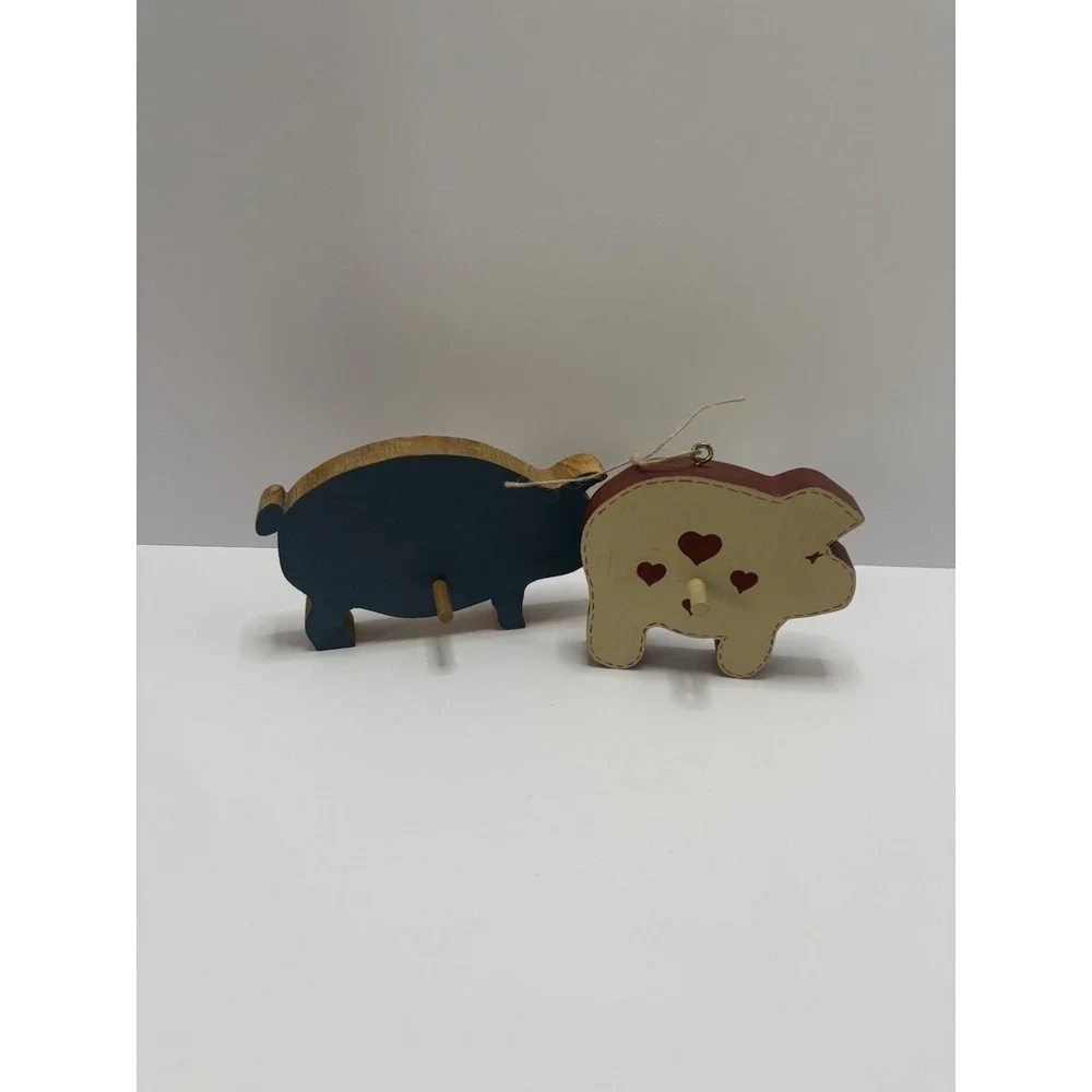 Vintage Handmade Folk‎ Art Wood Pigs Spool Holder Shelf Decor Grandma Core
